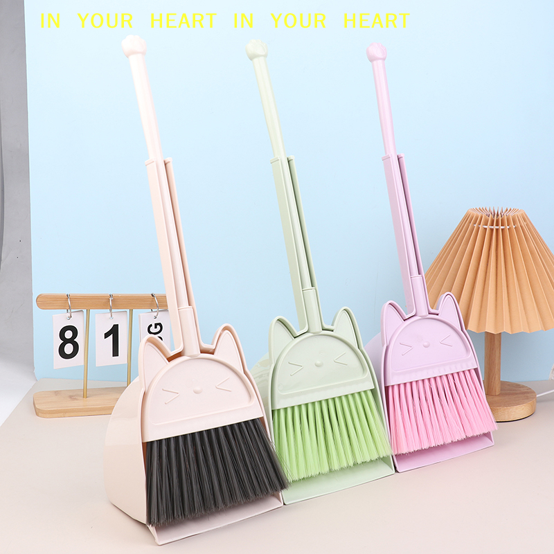 【X】1 Set Cartoon Flexible Bris - Kids Outdoor Broom reseña y precio