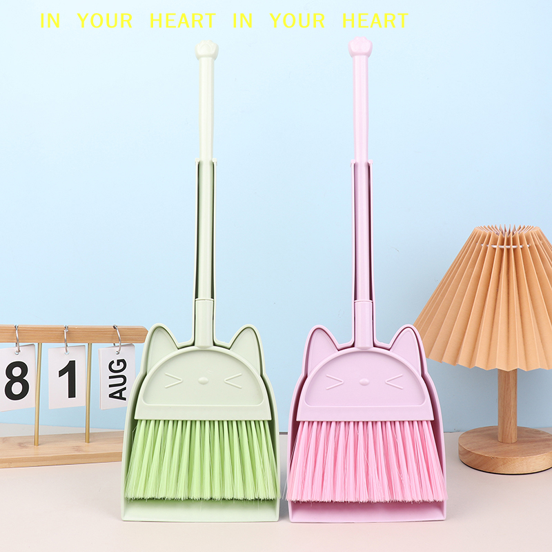 【X】1 Set Cartoon Flexible Bris - Kids Outdoor Broom reseña y precio