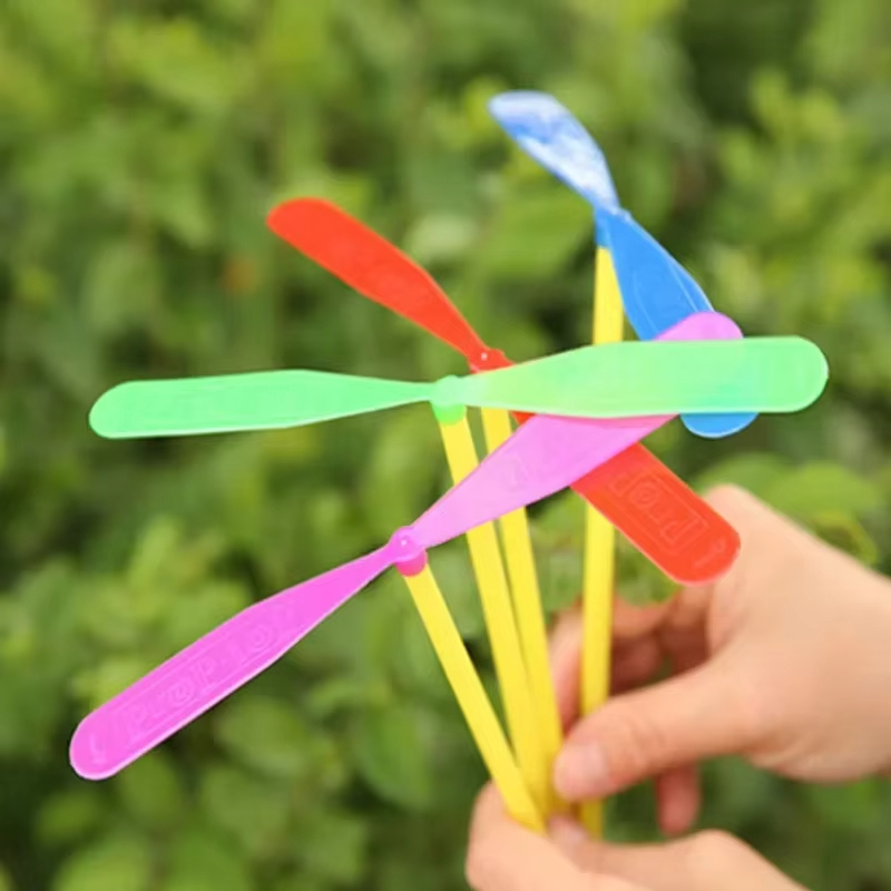LED Luminous Bamboo Dragonfly  - Kids Outdoor Movie Night reseña y precio