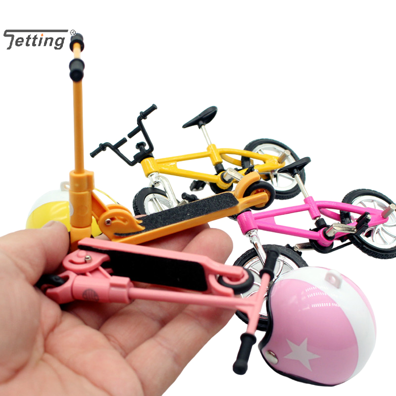 Dollhouse Miniature Simulation - Kids Outdoor Doll House reseña y precio